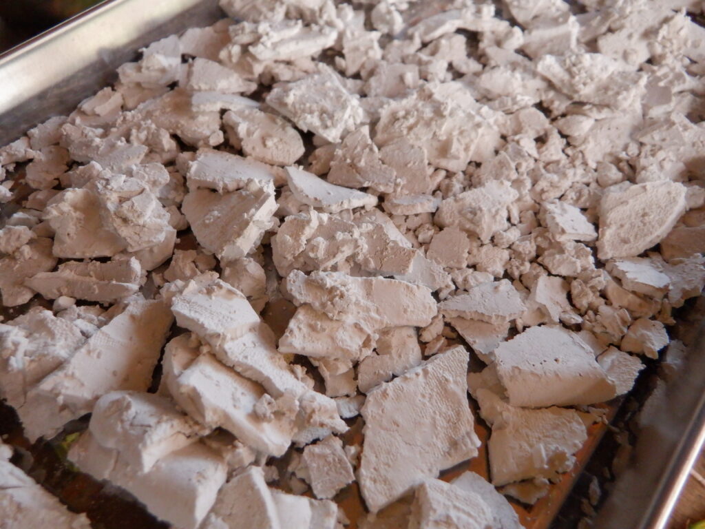 乾燥したくず粉。